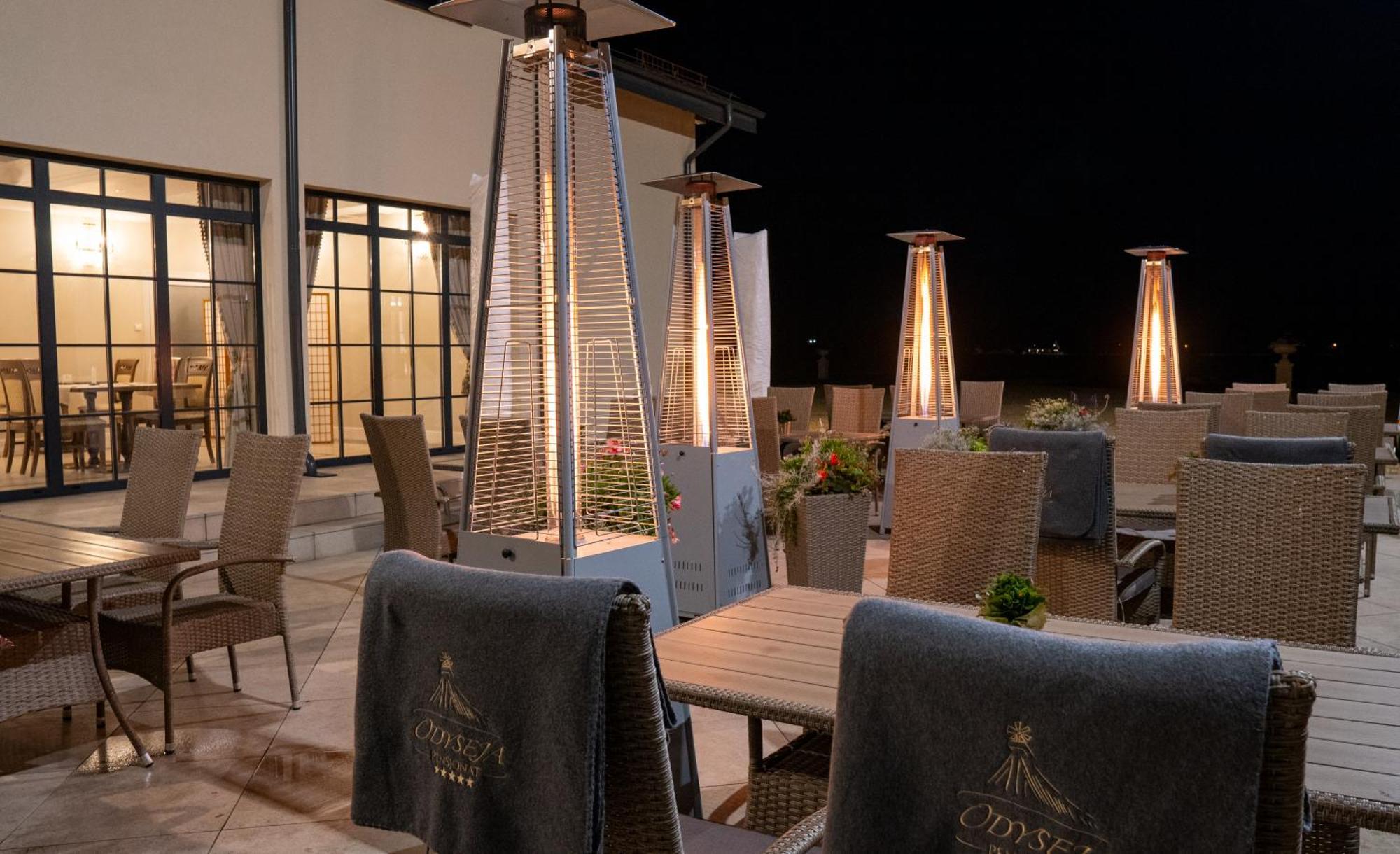 Boutique Odyseja & Spa Цехоцинек Екстер'єр фото Gas patio heater