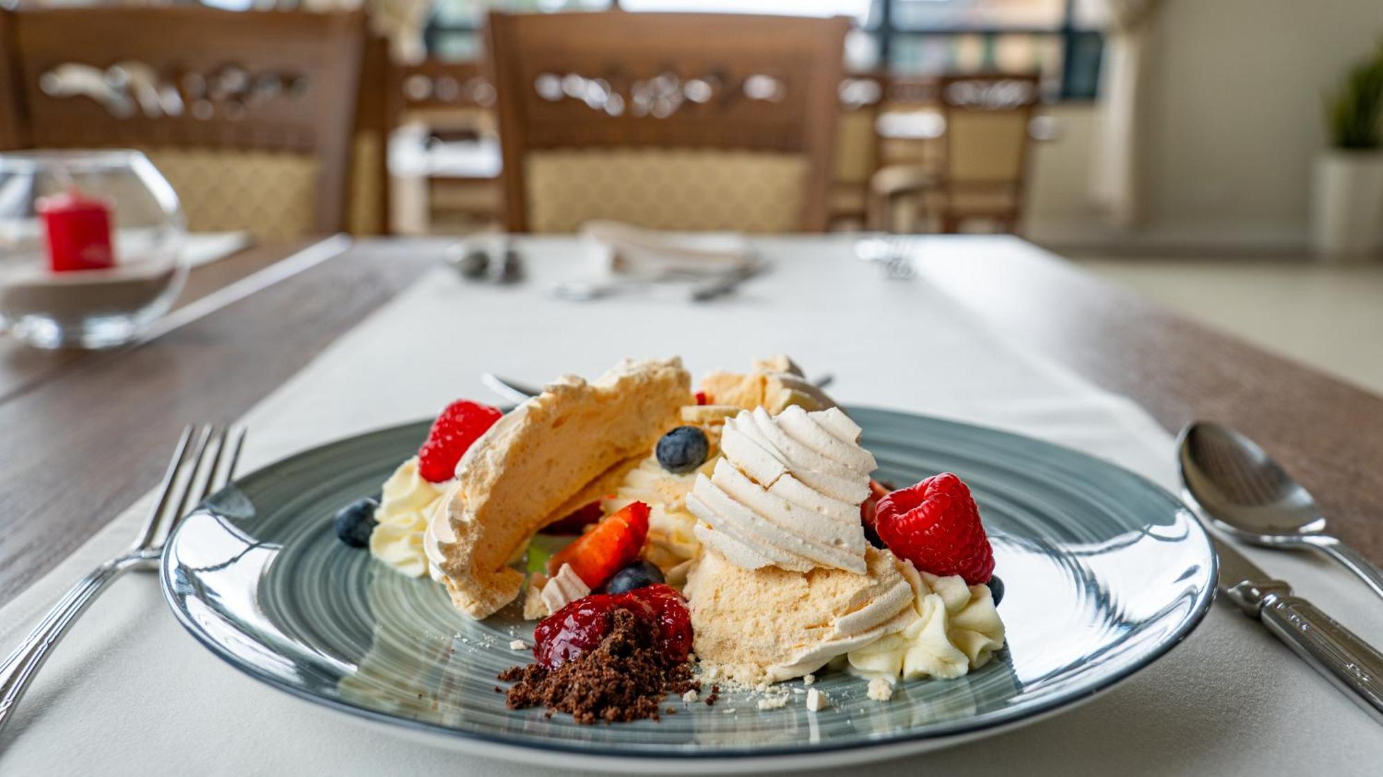 Boutique Odyseja & Spa Цехоцинек Екстер'єр фото Pavlova
