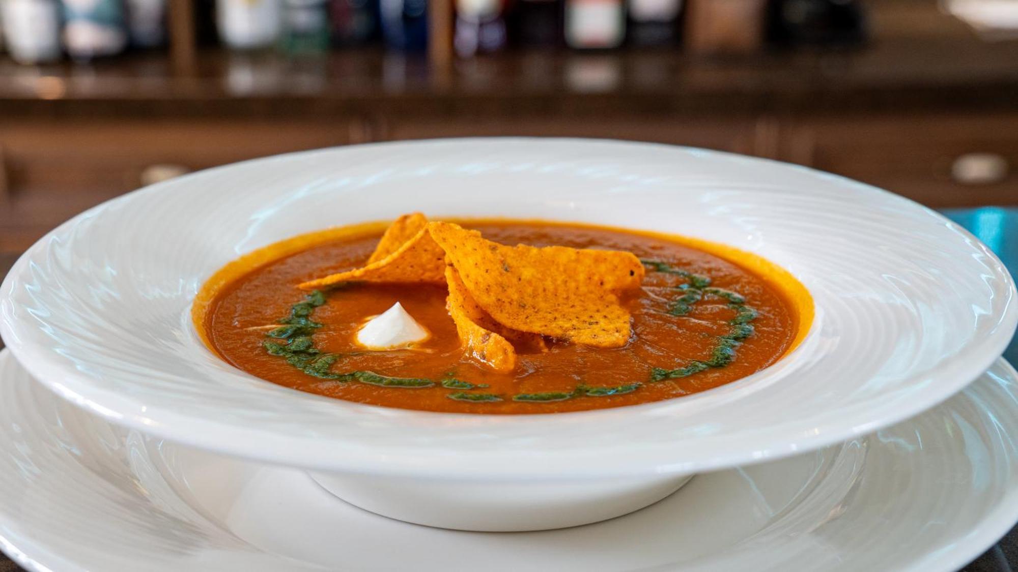 Boutique Odyseja & Spa Цехоцинек Екстер'єр фото A bowl of tortilla soup