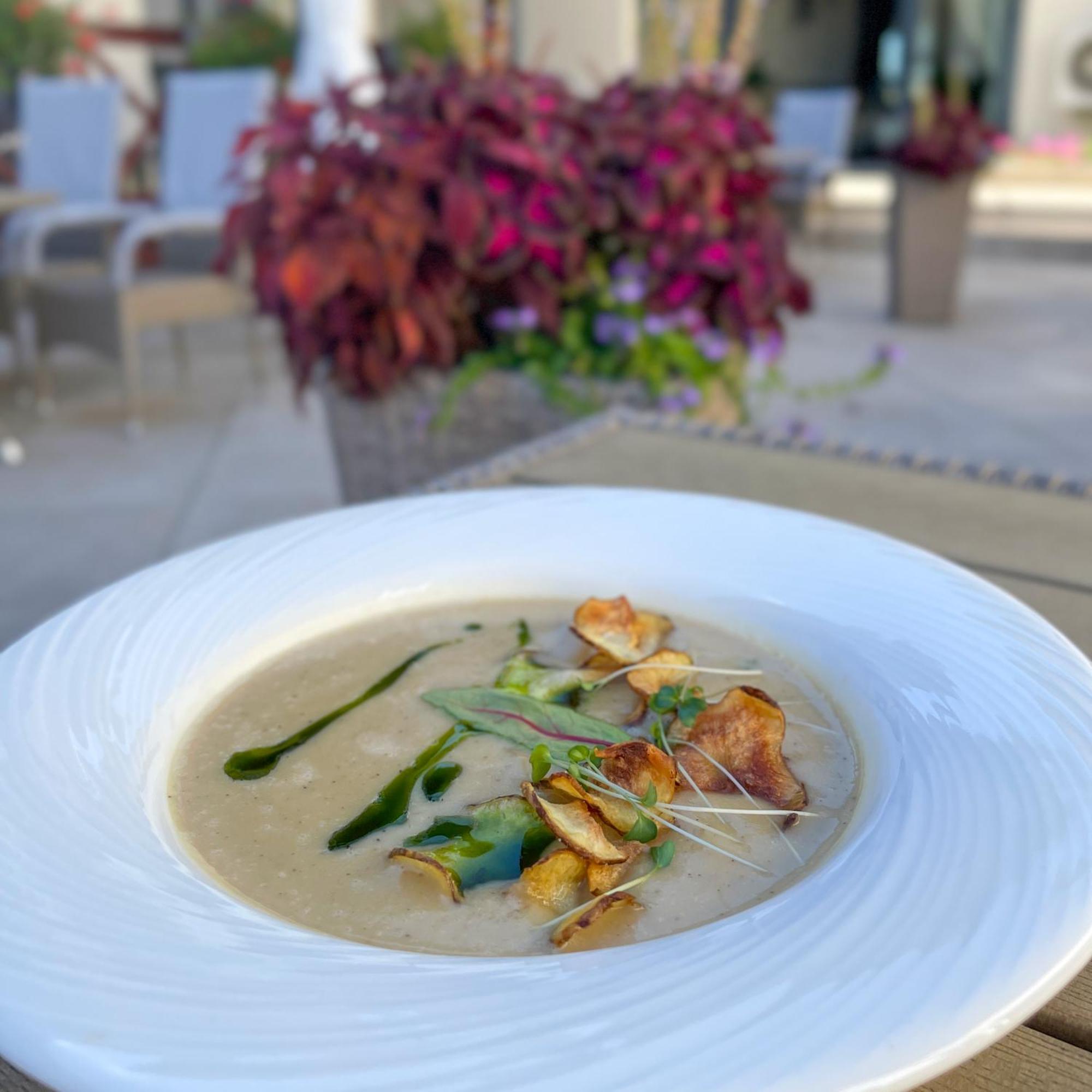 Boutique Odyseja & Spa Цехоцинек Екстер'єр фото A bowl of mushroom soup